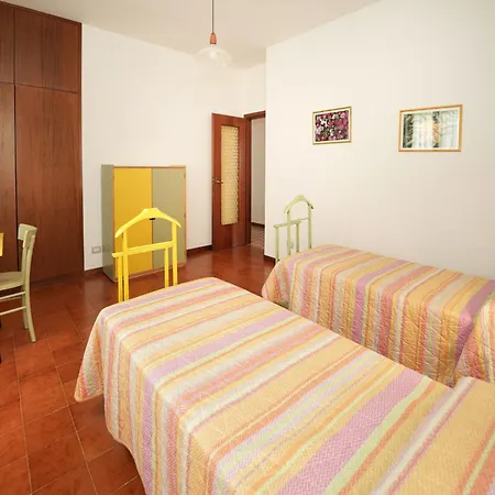 בית נופש Rossella By Interhome