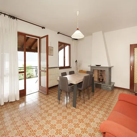Semesterbostad Rossella By Interhome Castelveccana